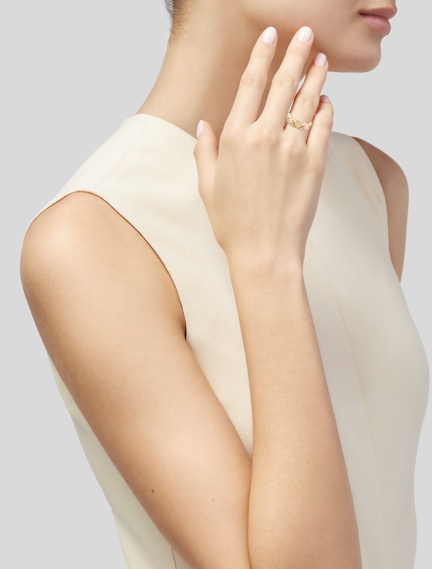 Chanel 18K Small Coco Crush Ring